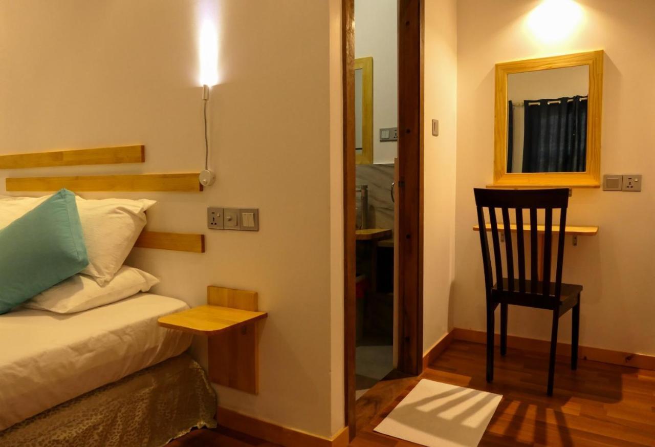 Ayira Maldives Hotel Feridhoo Екстериор снимка