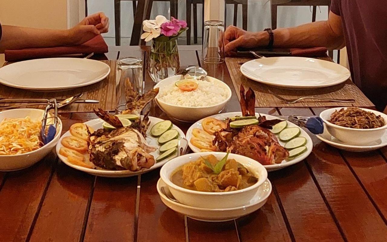 Ayira Maldives Hotel Feridhoo Екстериор снимка